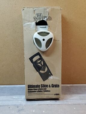 Pampered Chef Ultimate Slice & Grate  1085